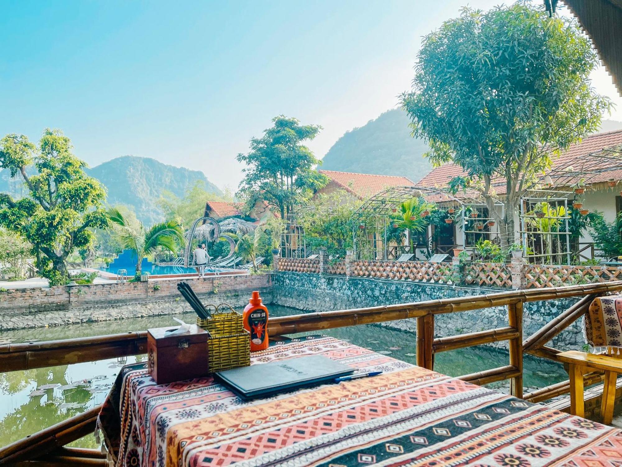 Trang An Quynh Trang Happy Homestay & Garden ニンビン エクステリア 写真