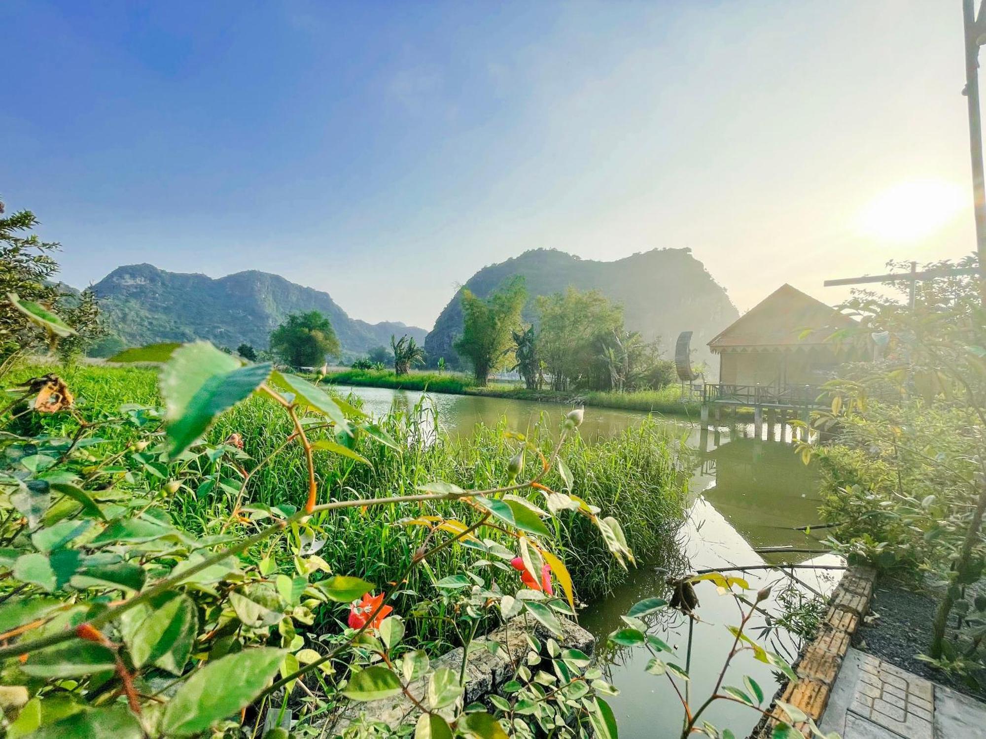 Trang An Quynh Trang Happy Homestay & Garden ニンビン エクステリア 写真