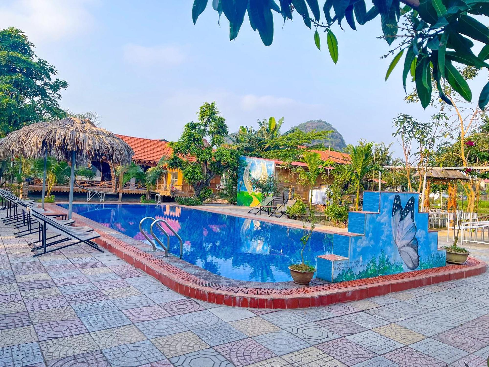Trang An Quynh Trang Happy Homestay & Garden ニンビン エクステリア 写真