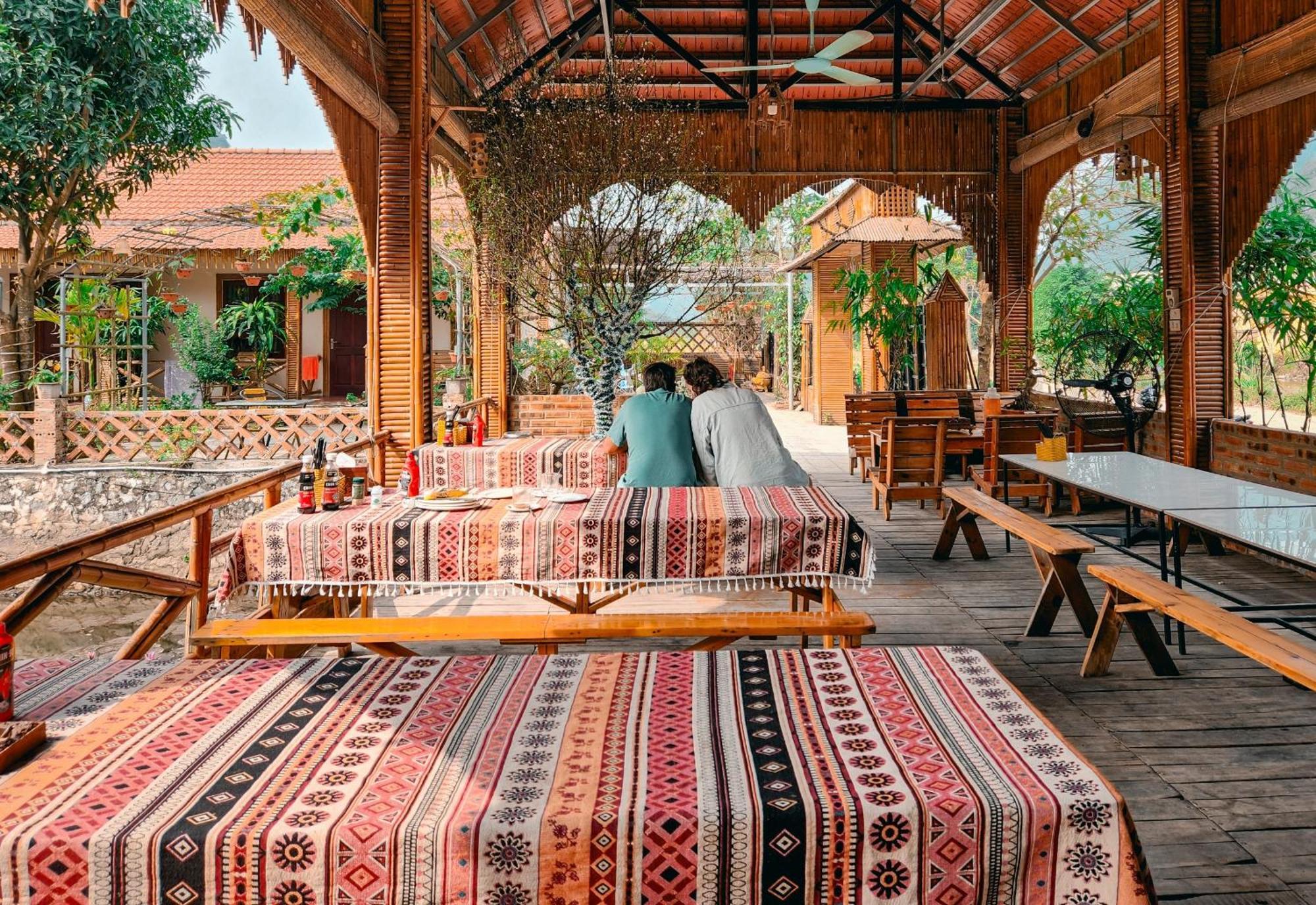 Trang An Quynh Trang Happy Homestay & Garden ニンビン エクステリア 写真