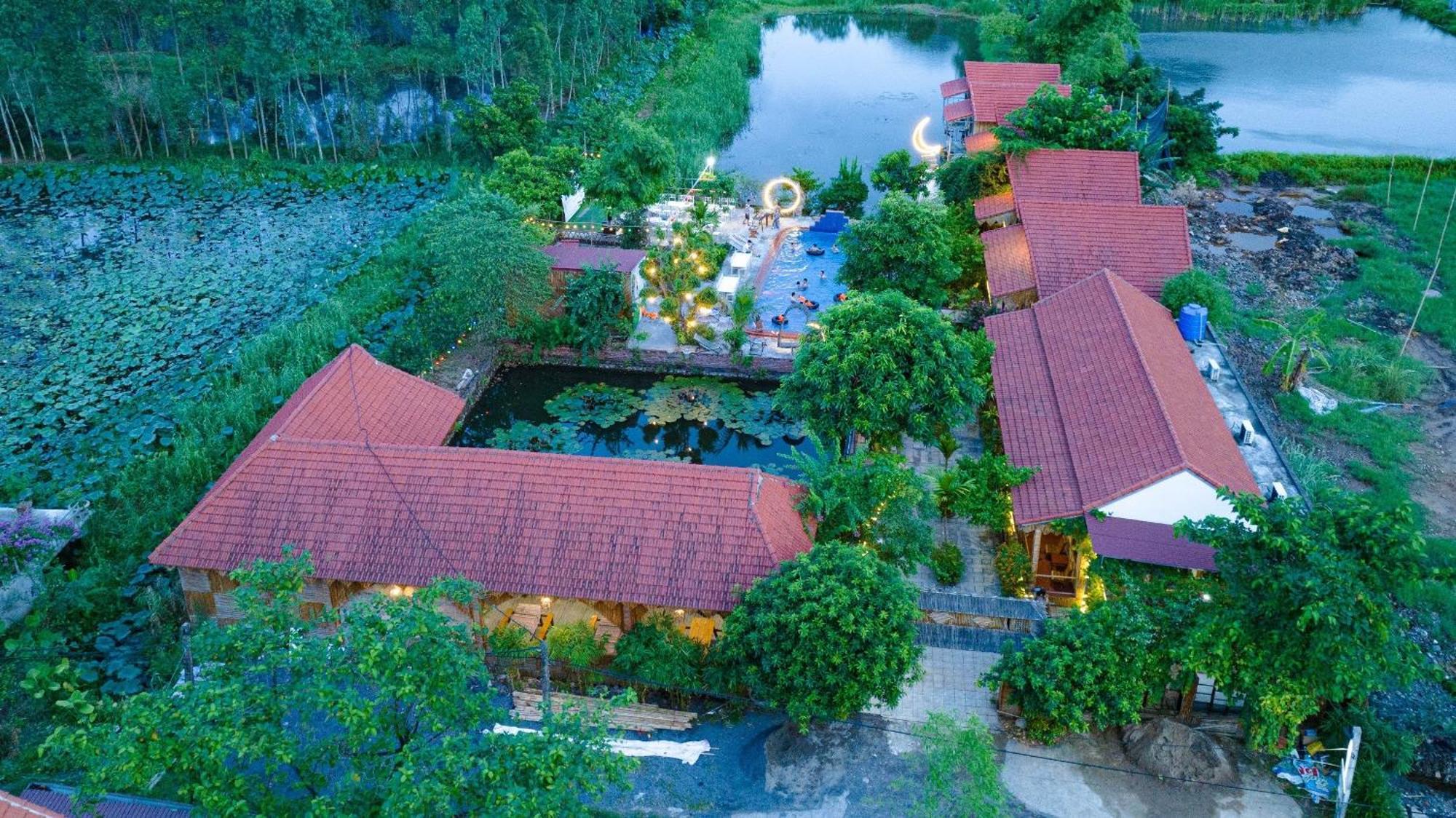 Trang An Quynh Trang Happy Homestay & Garden ニンビン エクステリア 写真